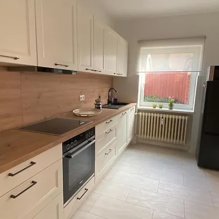 Feddersen Living Grosse - Garten - Terrasse - Smart Tv - Netflix Apartment